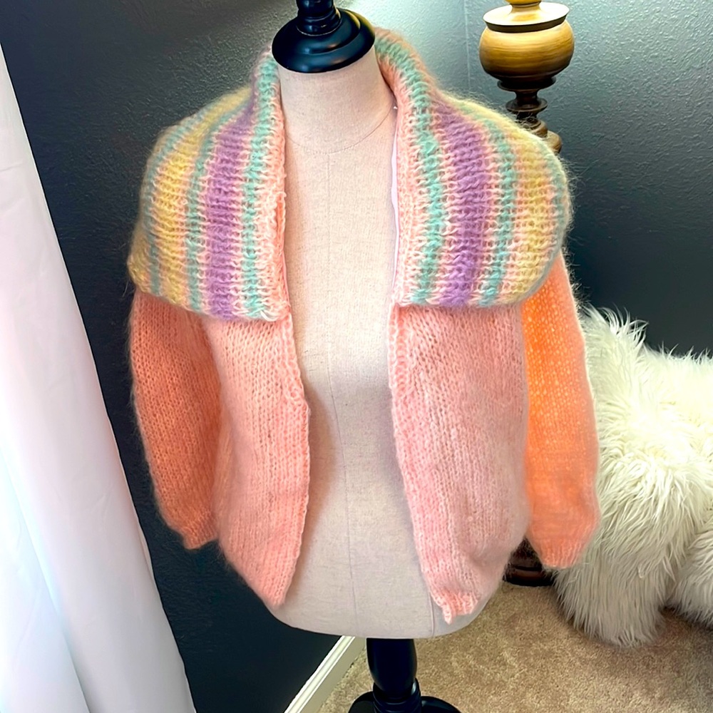 Vintage Italy the me company size 40 mohair rainbow pink sweater